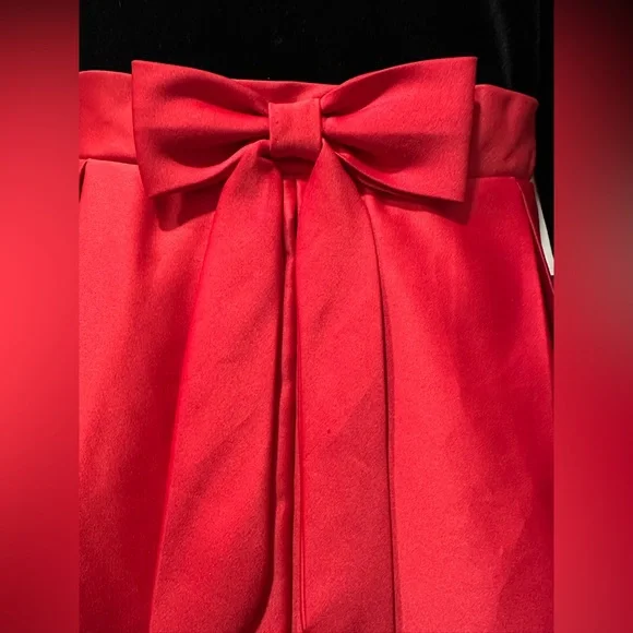 Kids Special Occasion Dress - Perfect for Christmas! Size 8 - Picture 4 of 6